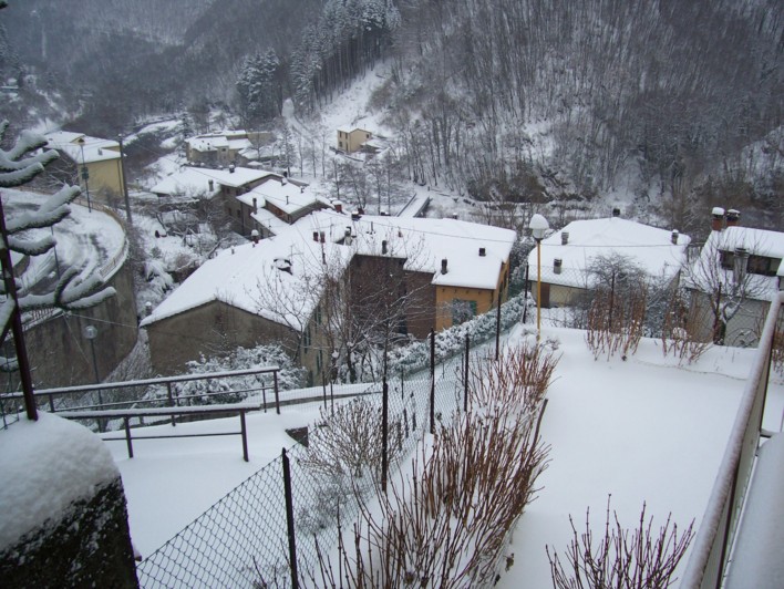  Image name: molino 2008 281.jpg 
 width: 708 pixel 
 height: 532 pixel 
 Size: 136805 bytes 
 Click to enlarge 